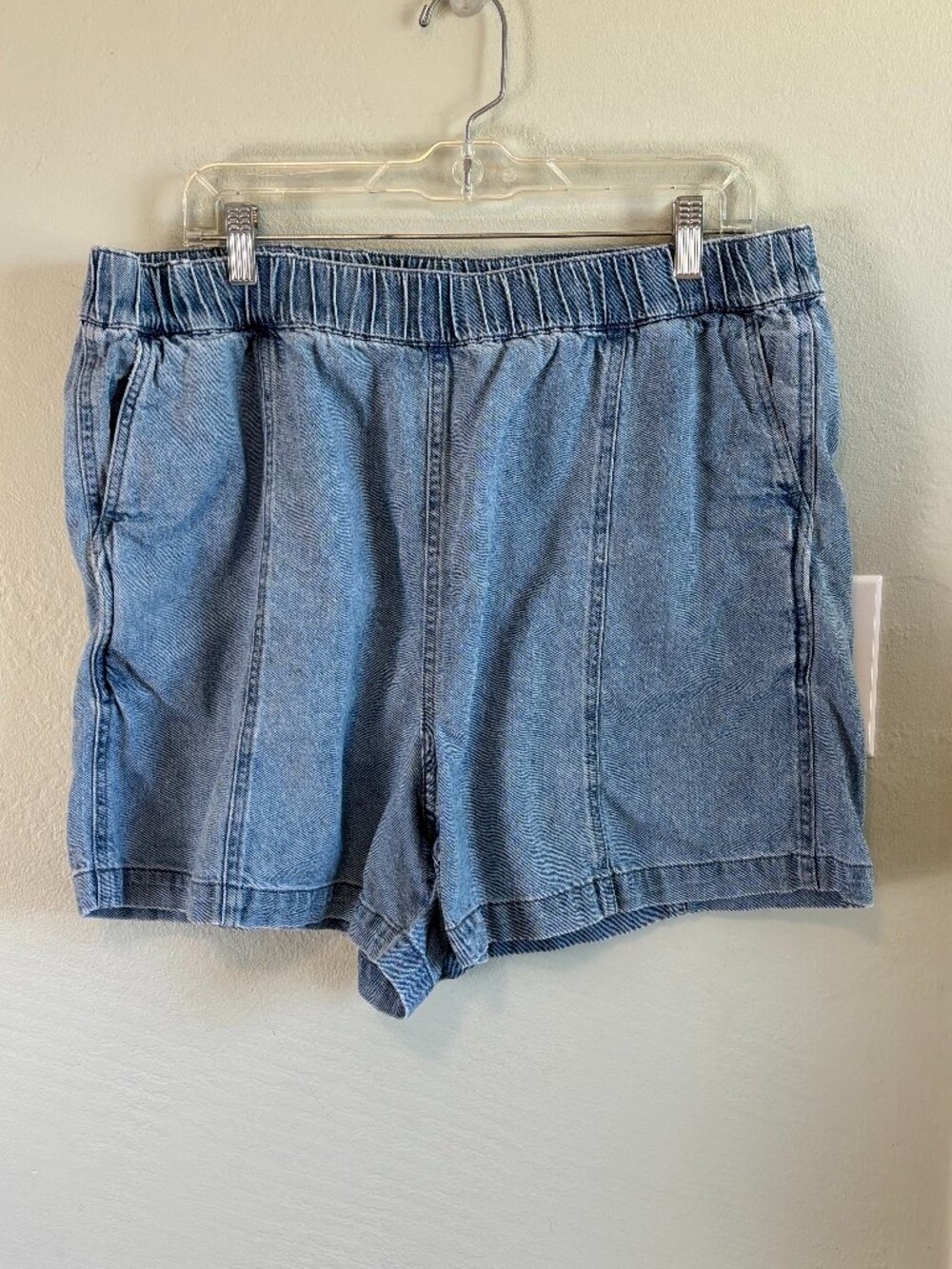 Bundle 2/$30! Madewell Denim Pull-On Shorts Light Wash Elastic Waist 100% Cotton
